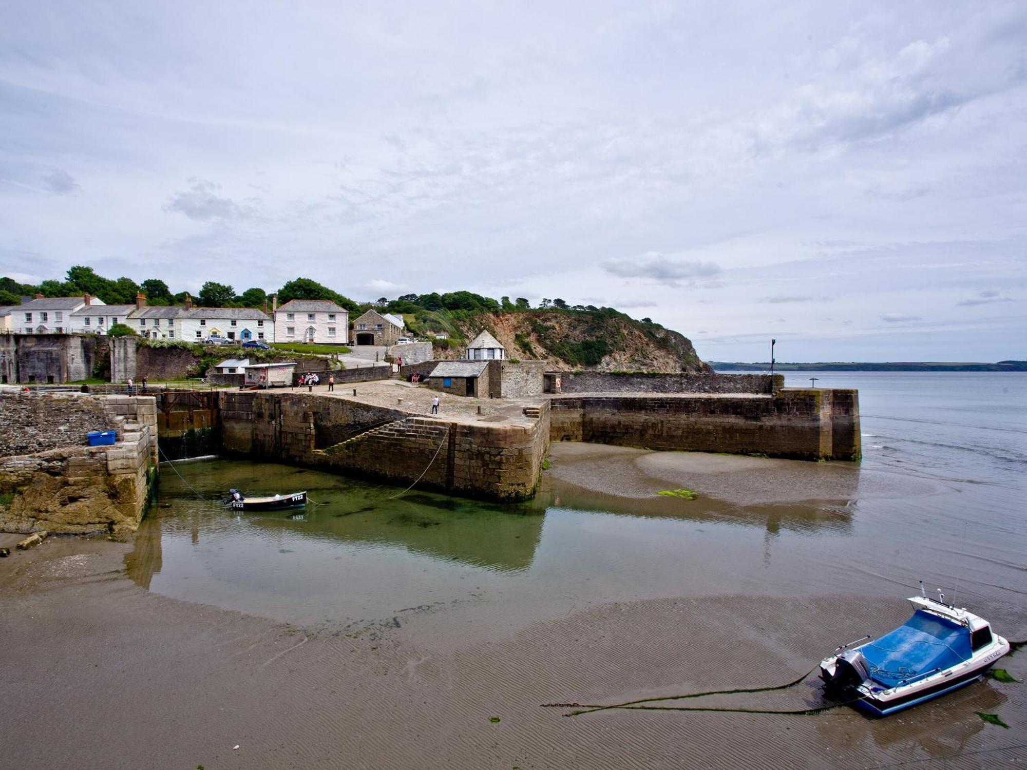 3 Waterwheel Apartment Charlestown  Bagian luar foto