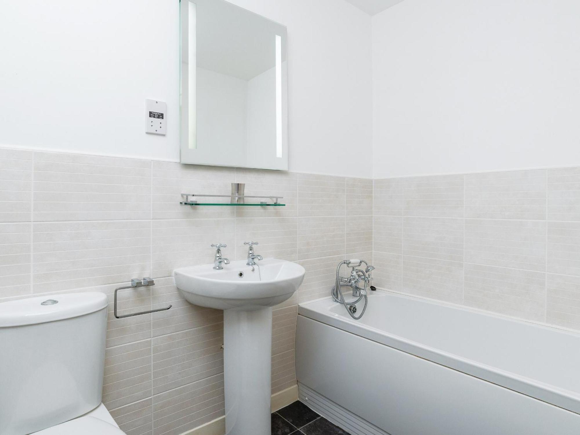 3 Waterwheel Apartment Charlestown  Bagian luar foto